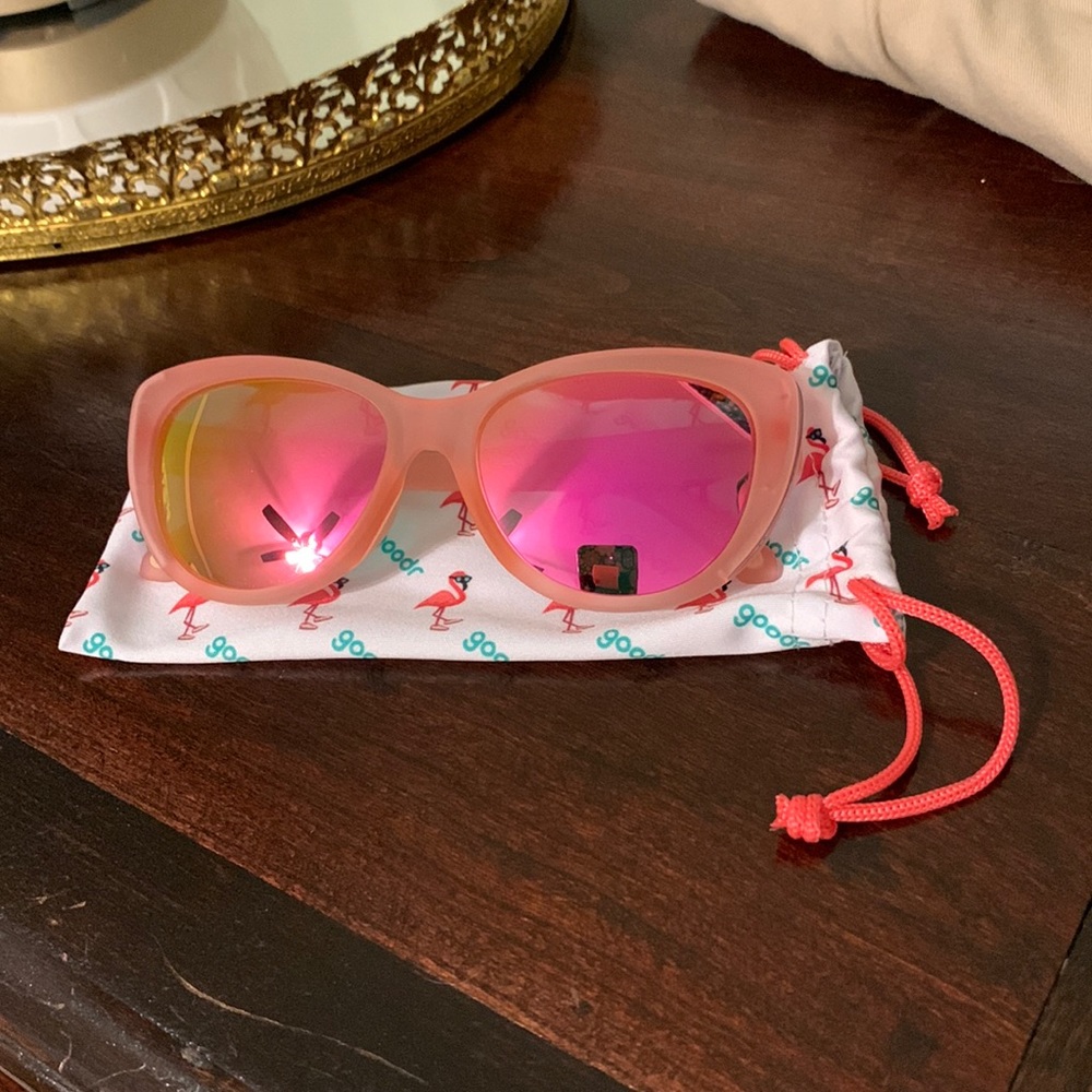 Goodr Rosé Before Brosé